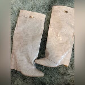 Fashion Nova Cream Croc-Patterned Heeled Boots